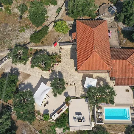 Villa Romanatika House By Paxosretreats Kagkatika